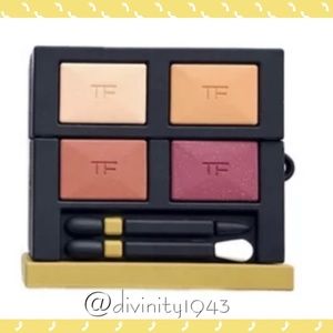 AirPod storage case eyeshadow compact theme💅🏾